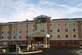 Holiday Inn Express & Suites Sumner image 1