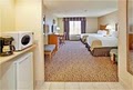Holiday Inn Express image 3
