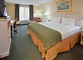 Holiday Inn Express image 6