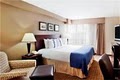 Holiday Inn Hotel Gwinnett Center image 4