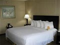 Holiday Inn Hotel Westbury-Long Island image 2