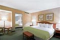 Holiday Inn image 5