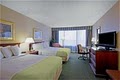 Holiday Inn image 7