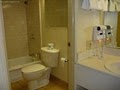 Howard Johnson Inn image 5