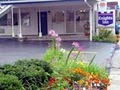 Knights Inn image 8