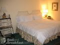 Knollwood House Bed and Breakfast Inn image 6