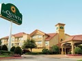 La Quinta Inn & Suites St. Louis Maryland Heights image 9