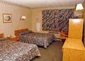 Meadowbrook Motor Lodge image 6