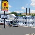 National 9 Inn - Showboat Motel logo