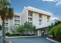 Quality Suites Charleston Convention Center Hotel image 1