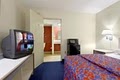 Red Roof Inn image 3