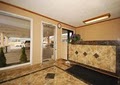 Rodeway Inn Downtown image 4