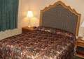 Rodeway Inn & Suites Riverton image 4
