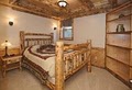 Sojourner's Lodge & Log Cabin Suites image 2