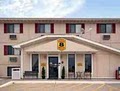 Super 8 Burlington image 3