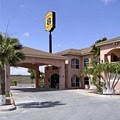 Super 8 Edinburg image 1