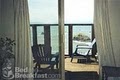 Turtle Rocks Oceanfront Inn image 2