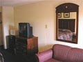 Americas Best Value Inn image 6