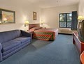 Baymont Inn & Suites Coralville image 7