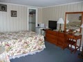 Bennington Motor Inn image 3
