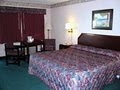 Best Western Swan Motel image 1