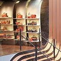 Boutique Longchamp image 5