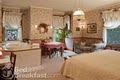 Cedar Rose Inn image 4