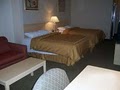 Comfort Suites image 4