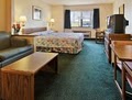 Days Inn image 5