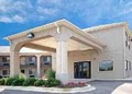 Econo Lodge Inn & Suites image 2