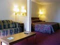 Econo Lodge Inn & Suites image 5