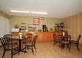 Econo Lodge North image 5