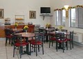 Econo Lodge West image 6