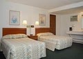 Econo Lodge image 2