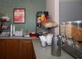 Econo Lodge image 3