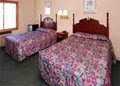 Econo Lodge image 4