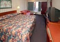 Econo Lodge image 5