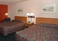 Econo Lodge image 7