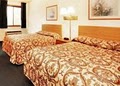 Econo Lodge image 8