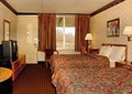 Econo Lodge image 8