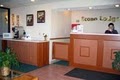 Econo Lodge image 8