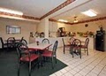 Econo Lodge image 8