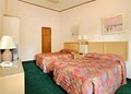 Econo Lodge image 8