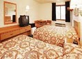 Econo Lodge image 9