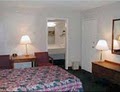 Econo Lodge image 9