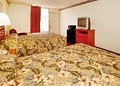 Econo Lodge image 9