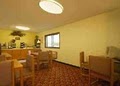 Econo Lodge image 9