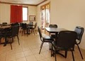 Econo Lodge image 9