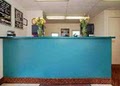 Econo Lodge image 10
