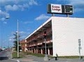 Econolodge River Front image 7